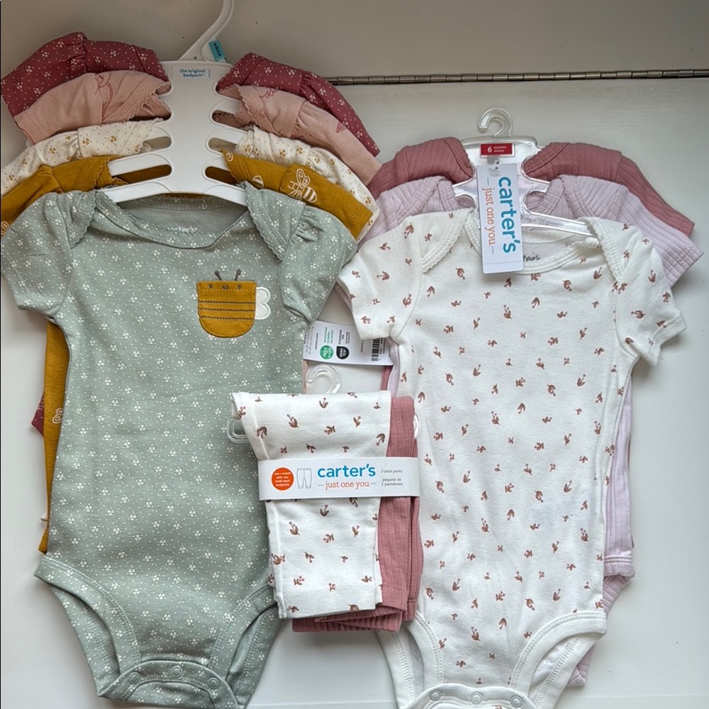 Carter's Baby Bodysuits 8 total with 2 matching pants